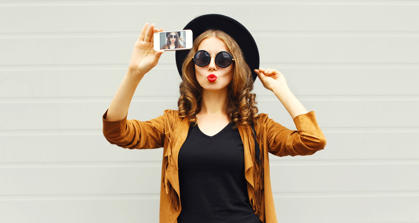 How selfies distort reality